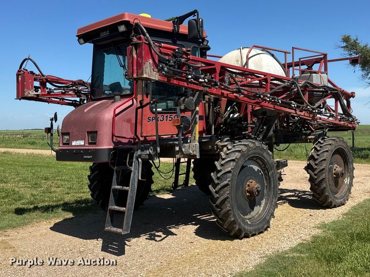 image for item NA9376 2002 Case IH SPX3150 Patriot sprayer