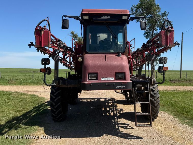 image for item NA9376 2002 Case IH SPX3150 Patriot sprayer