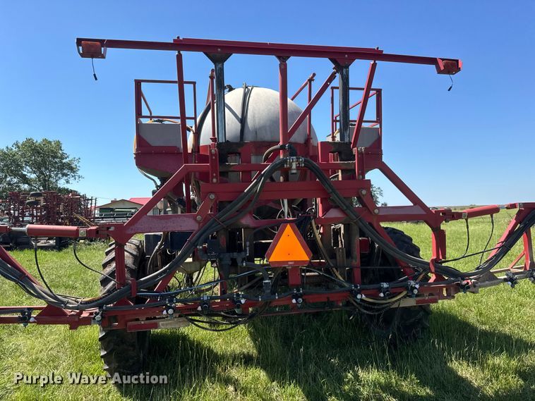 image for item NA9376 2002 Case IH SPX3150 Patriot sprayer
