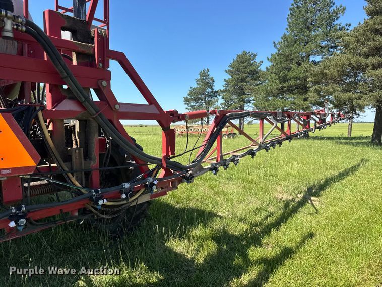 image for item NA9376 2002 Case IH SPX3150 Patriot sprayer
