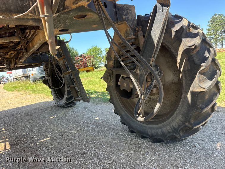 image for item NA9376 2002 Case IH SPX3150 Patriot sprayer