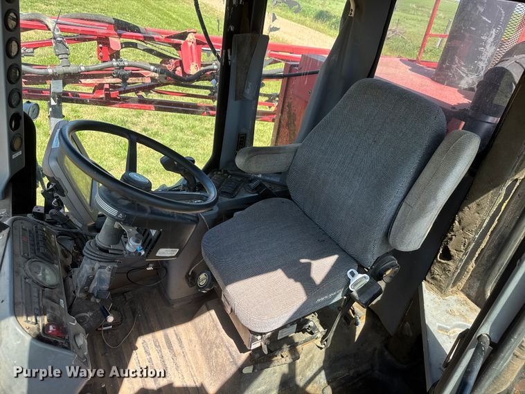 image for item NA9376 2002 Case IH SPX3150 Patriot sprayer