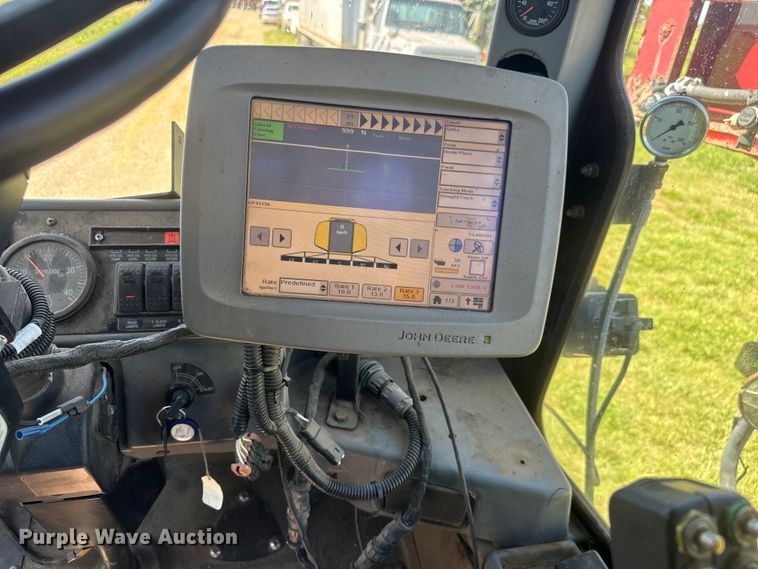 image for item NA9376 2002 Case IH SPX3150 Patriot sprayer