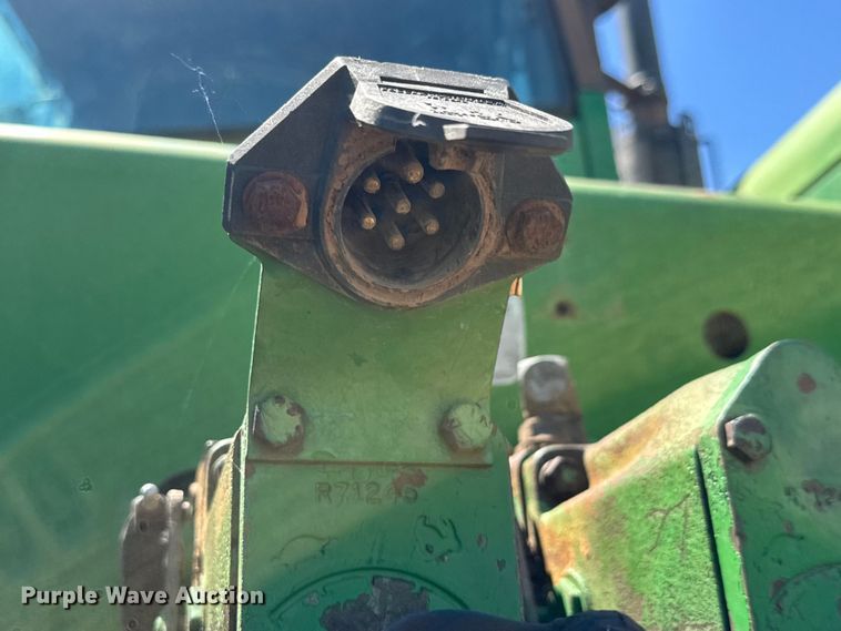 image for item NA9377 1984 John Deere 8650 4WD tractor