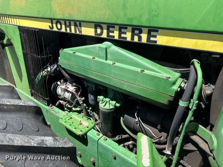 image for item NA9377 1984 John Deere 8650 4WD tractor
