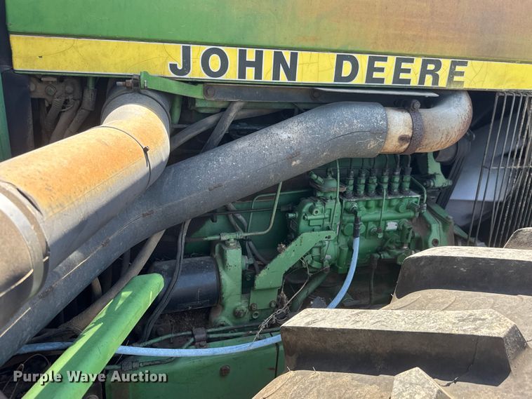 image for item NA9377 1984 John Deere 8650 4WD tractor