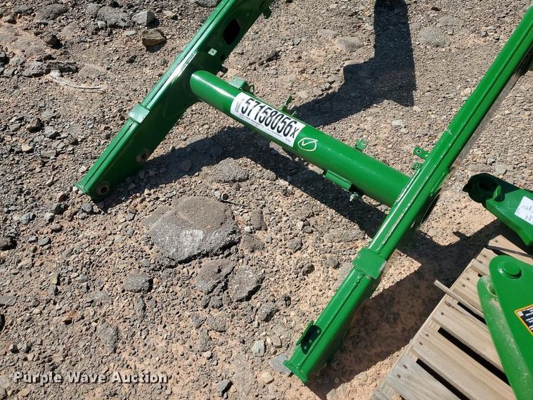image for item YA2893 2021 John Deere 520M loader
