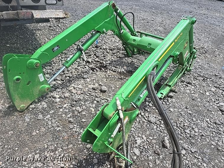 image for item YA3704 2022 John Deere 520M loader