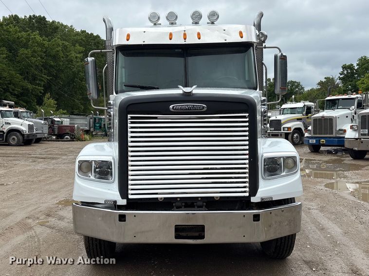 image for item DO5232 2012 Freightliner Coronado semi truck