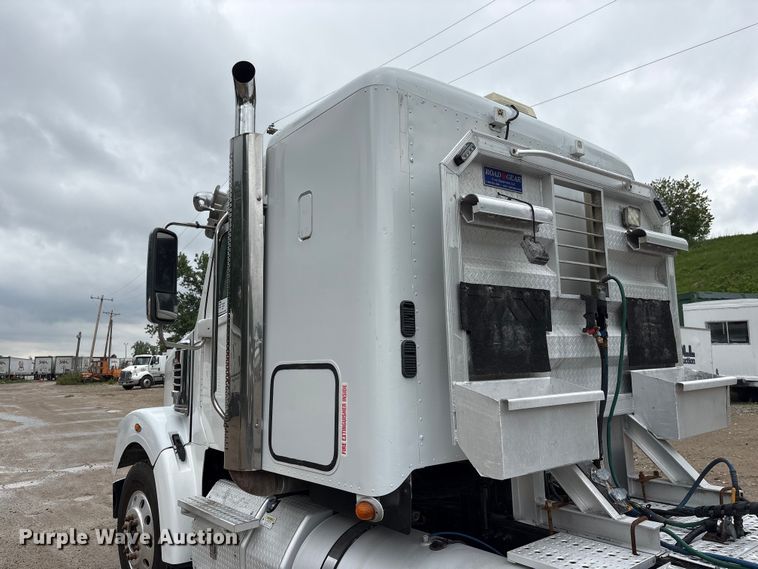 image for item DO5232 2012 Freightliner Coronado semi truck