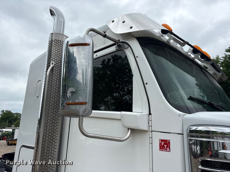 image for item DO5232 2012 Freightliner Coronado semi truck