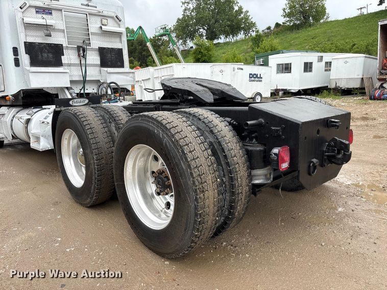 image for item DO5232 2012 Freightliner Coronado semi truck