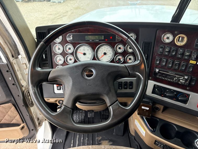 image for item DO5232 2012 Freightliner Coronado semi truck