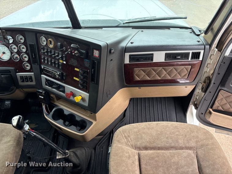 image for item DO5232 2012 Freightliner Coronado semi truck