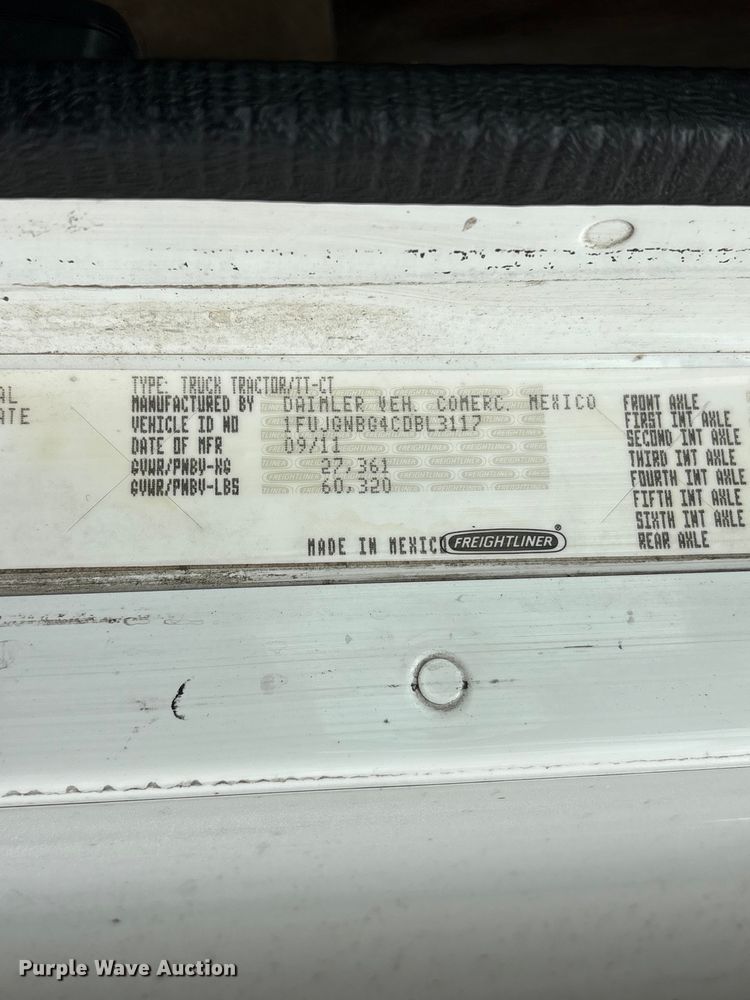 image for item DO5232 2012 Freightliner Coronado semi truck