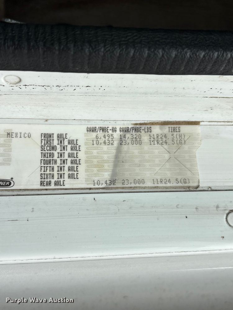 image for item DO5232 2012 Freightliner Coronado semi truck