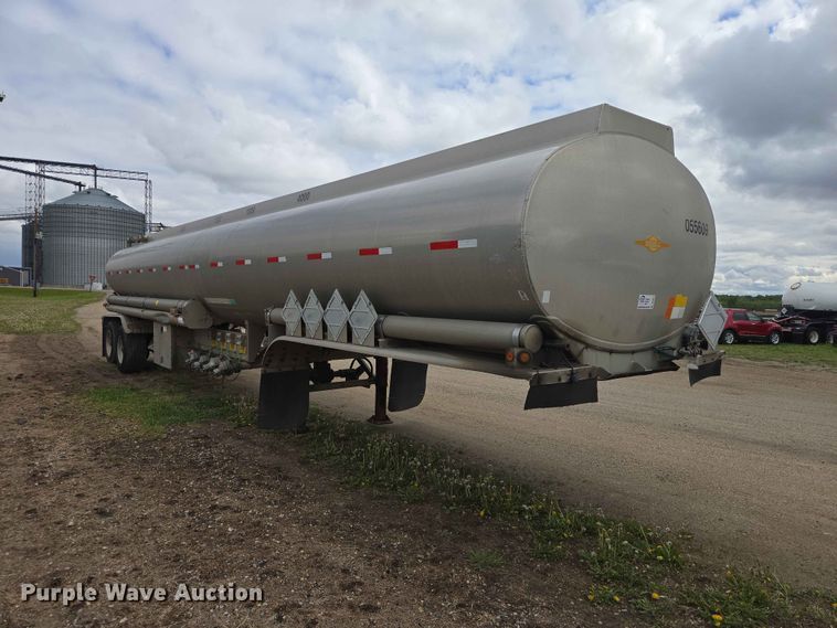 image for item DP8917 2005 Beall BAST-95-4-DC tank trailer
