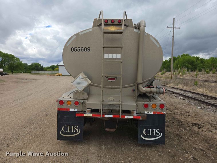 image for item DP8917 2005 Beall BAST-95-4-DC tank trailer