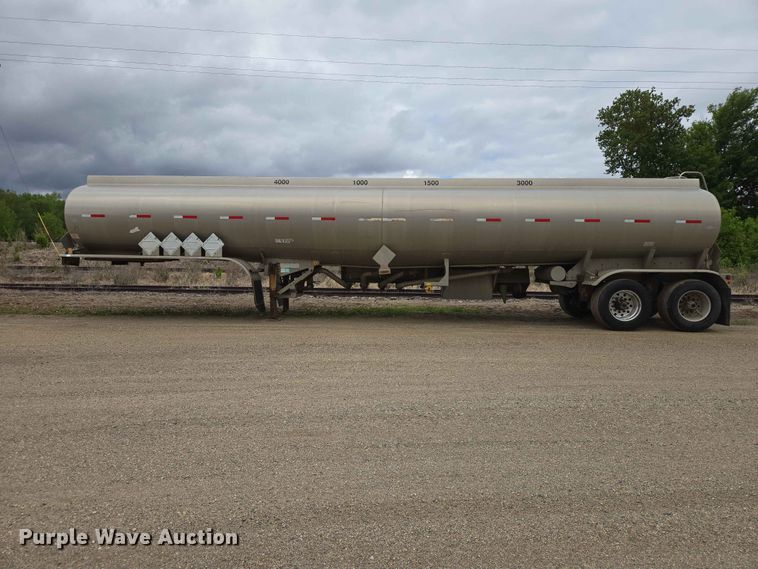 image for item DP8917 2005 Beall BAST-95-4-DC tank trailer