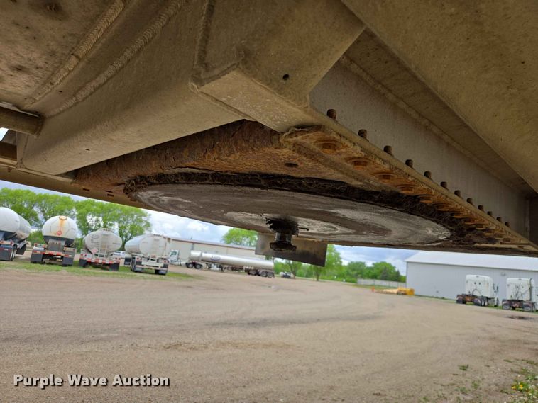 image for item DP8917 2005 Beall BAST-95-4-DC tank trailer