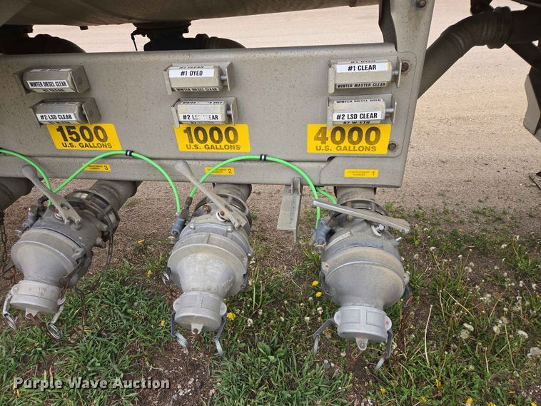 image for item DP8917 2005 Beall BAST-95-4-DC tank trailer