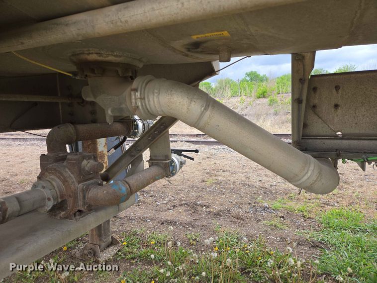 image for item DP8917 2005 Beall BAST-95-4-DC tank trailer