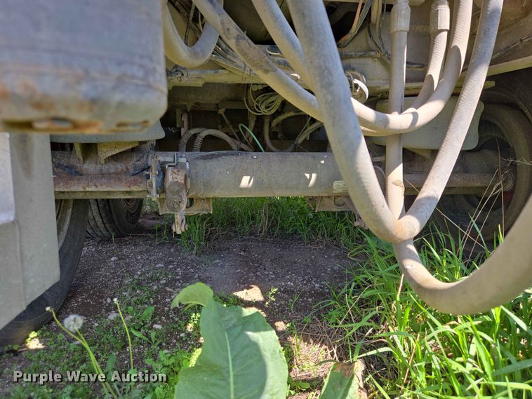 image for item DP8921 2012 CEI AT35HCL feed delivery trailer