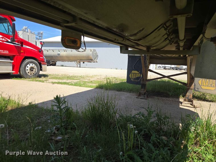 image for item DP8921 2012 CEI AT35HCL feed delivery trailer