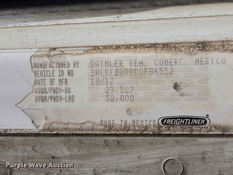 image for item DP8922 2013 Freightliner Coronado semi truck