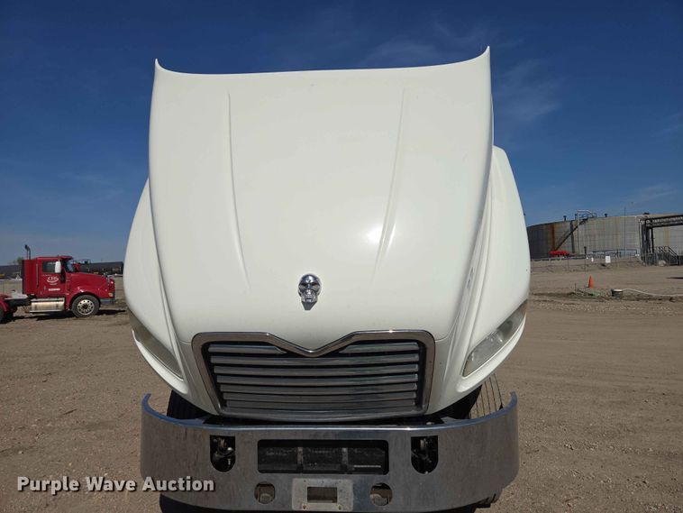 image for item DP8928 2012 Mack CXU613 semi truck
