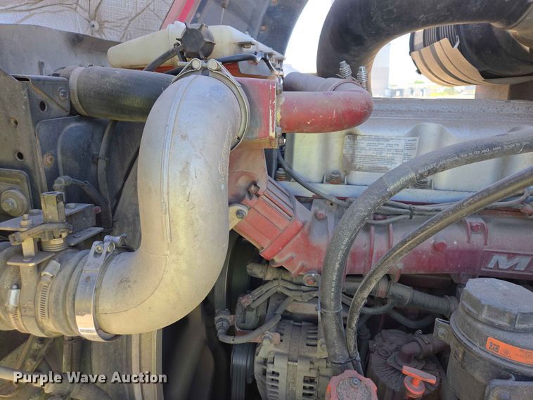 image for item DP8928 2012 Mack CXU613 semi truck