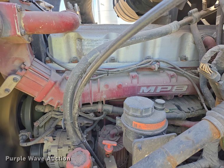 image for item DP8928 2012 Mack CXU613 semi truck