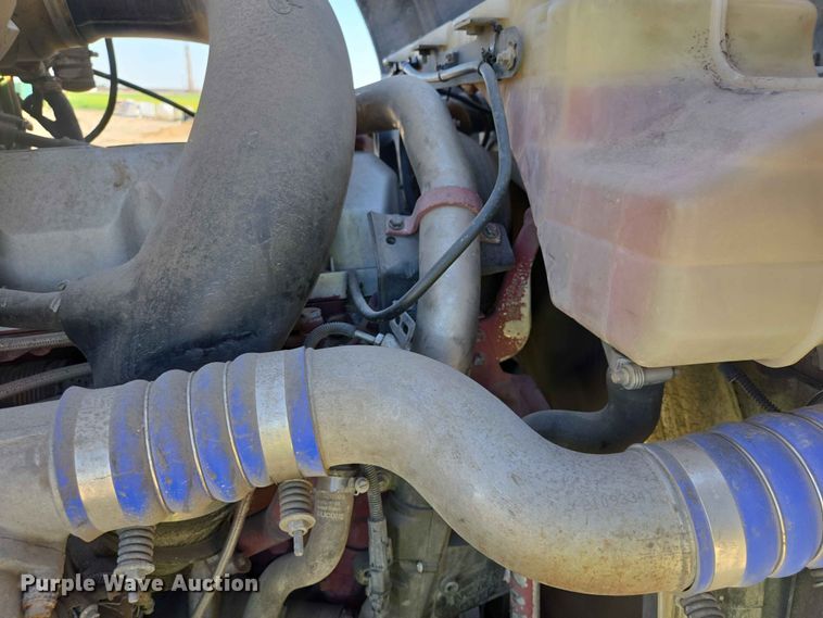 image for item DP8928 2012 Mack CXU613 semi truck