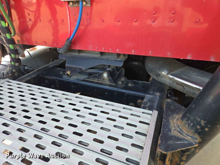 image for item DP8929 2007 International 9400i semi truck