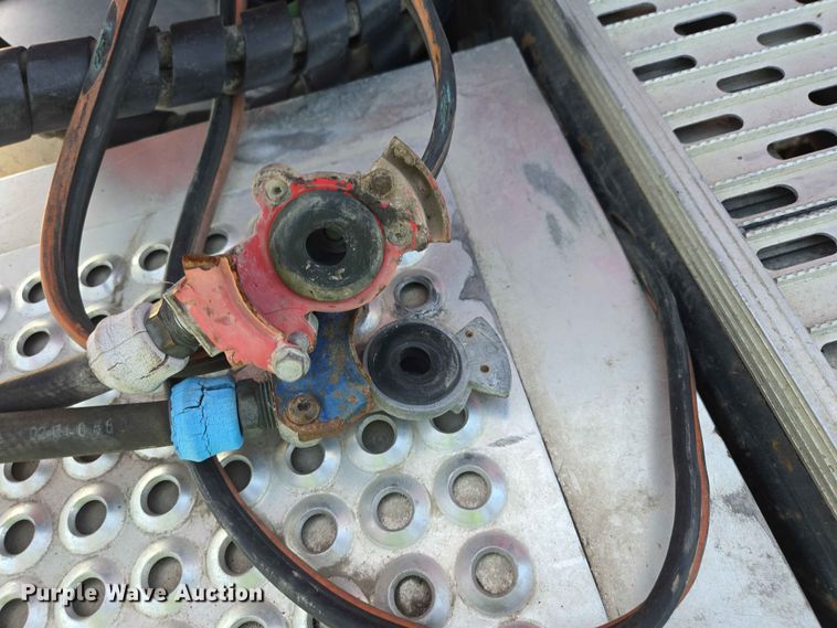 image for item DP8929 2007 International 9400i semi truck