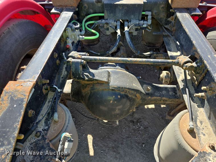 image for item DP8929 2007 International 9400i semi truck