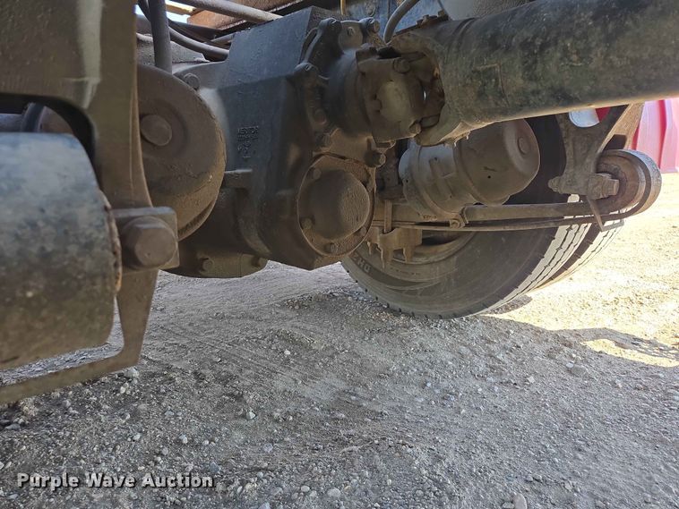 image for item DP8929 2007 International 9400i semi truck