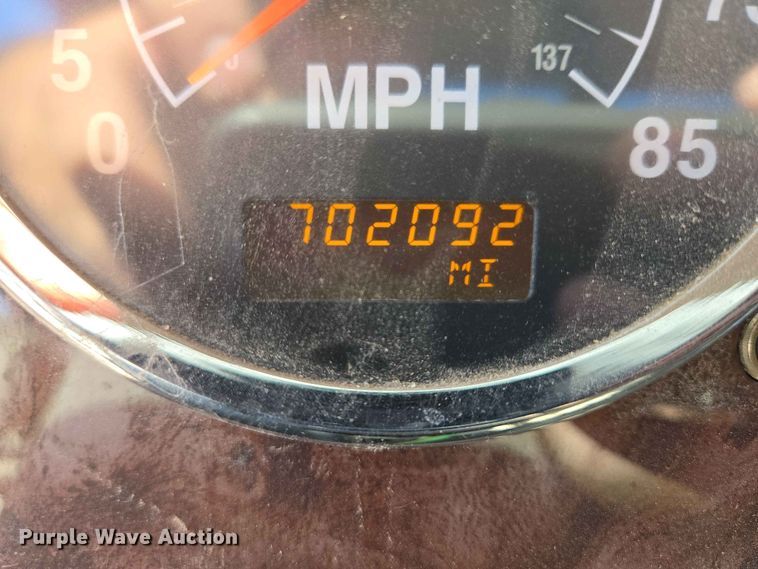 image for item DP8929 2007 International 9400i semi truck