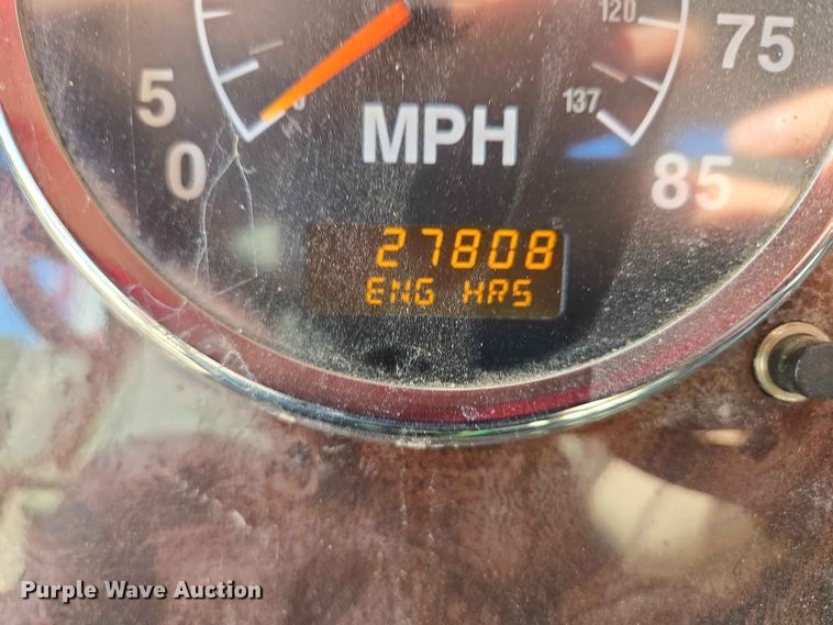 image for item DP8929 2007 International 9400i semi truck