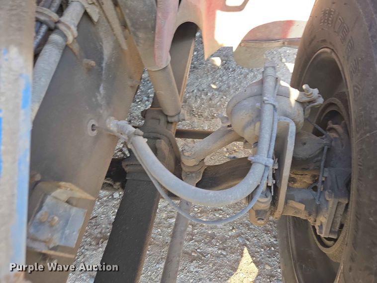 image for item DP8929 2007 International 9400i semi truck