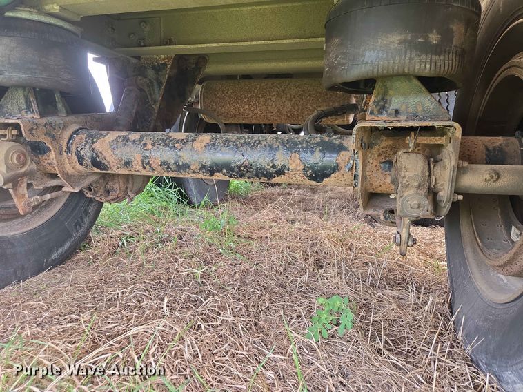 image for item DP8932 2005 Beall BAST-115-4-SB tank trailer