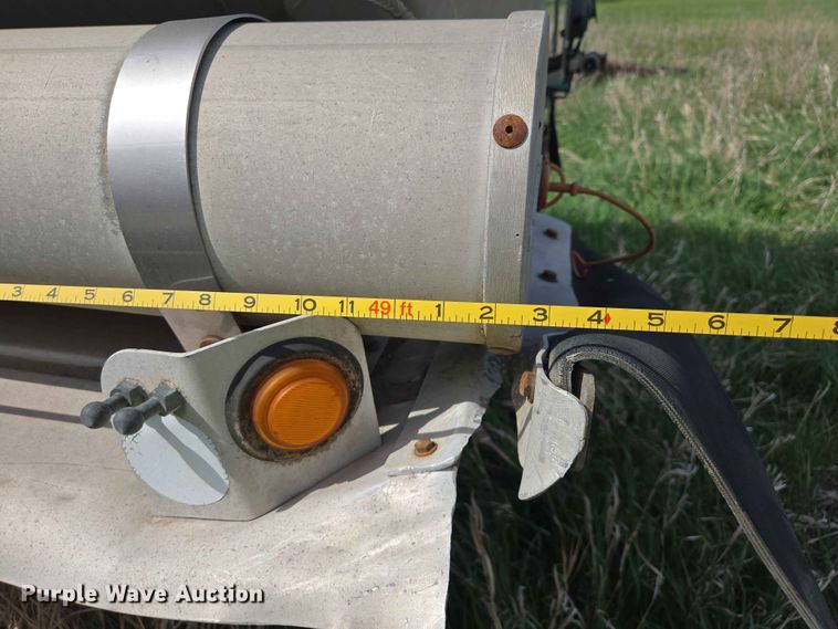 image for item DP8934 2004 Beall BAST-115-4-SB tank trailer