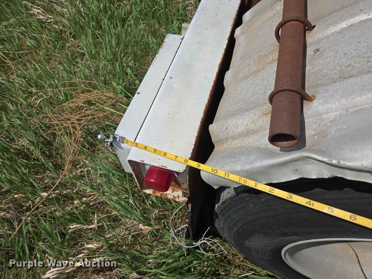 image for item DP8935 1979 Trailmobile tank trailer