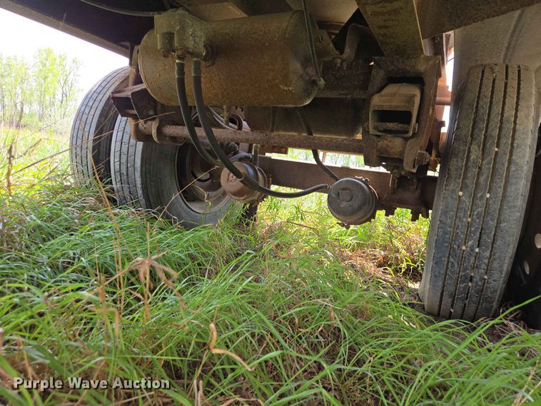 image for item DP8935 1979 Trailmobile tank trailer