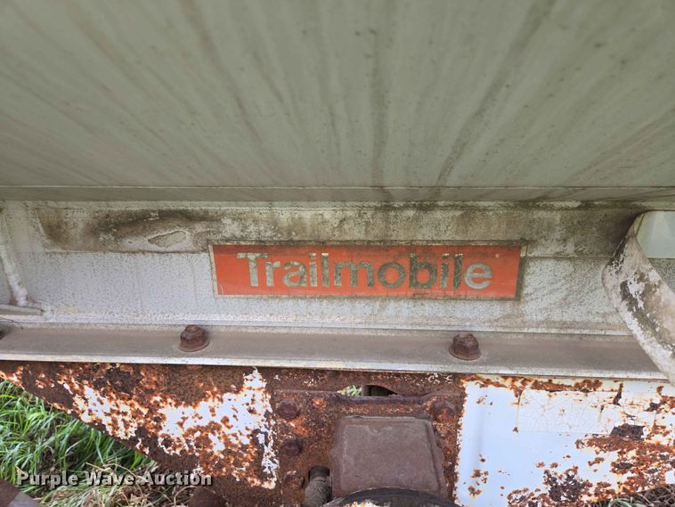 image for item DP8935 1979 Trailmobile tank trailer