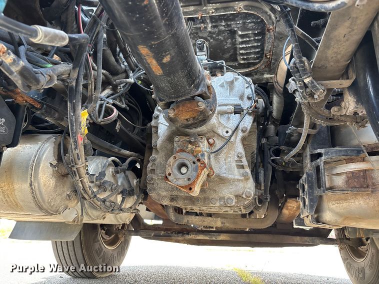 image for item DV4347 2015 Mack CXU semi truck