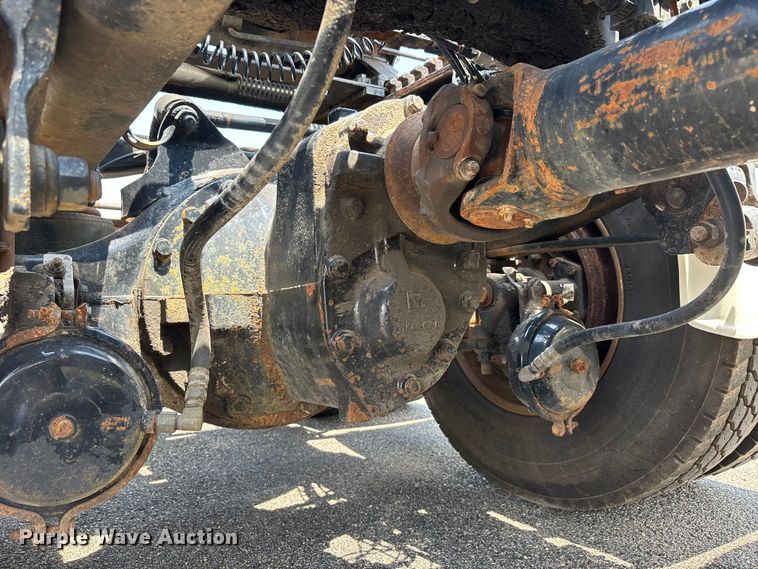image for item DV4347 2015 Mack CXU semi truck