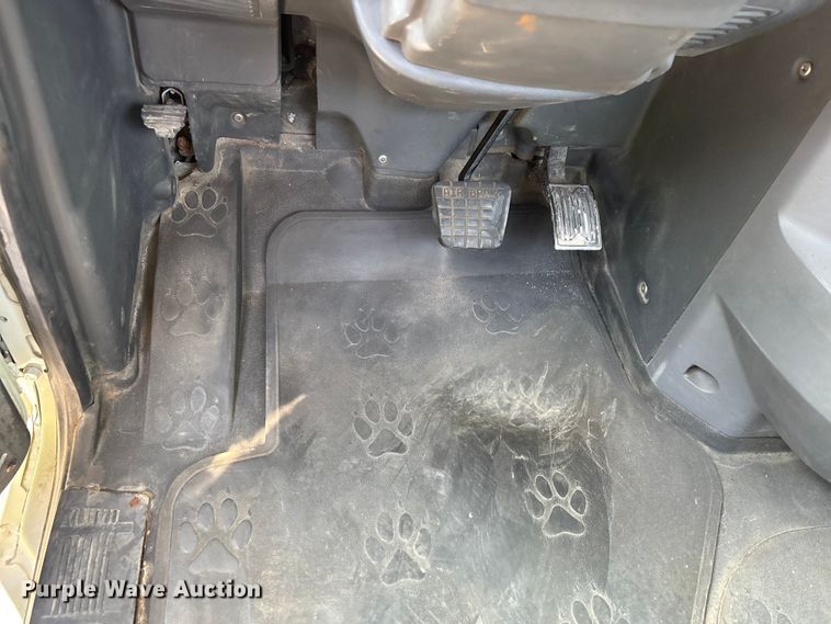 image for item DV4347 2015 Mack CXU semi truck