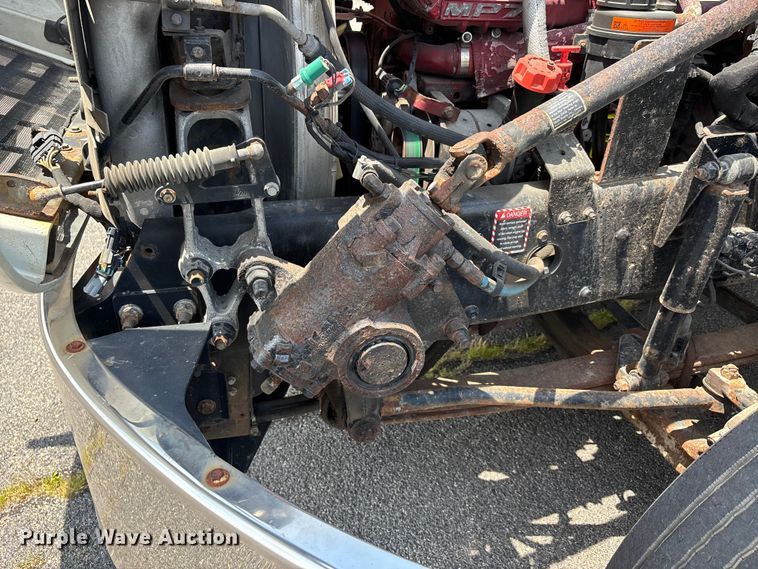 image for item DV4347 2015 Mack CXU semi truck