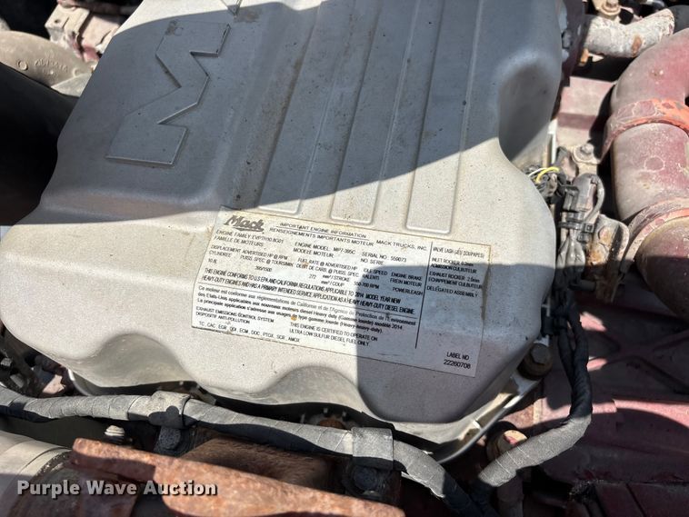 image for item DV4347 2015 Mack CXU semi truck